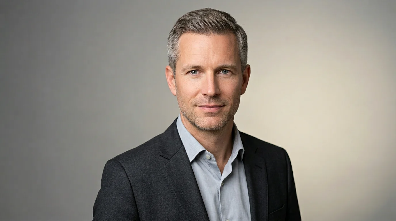 Porträt Stefan Richter, 1376x768 Pixel, WebP